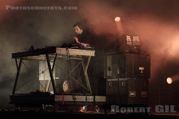 JAMIE XX - 2014-08-16 - SAINT MALO - Fort de St Pere - 